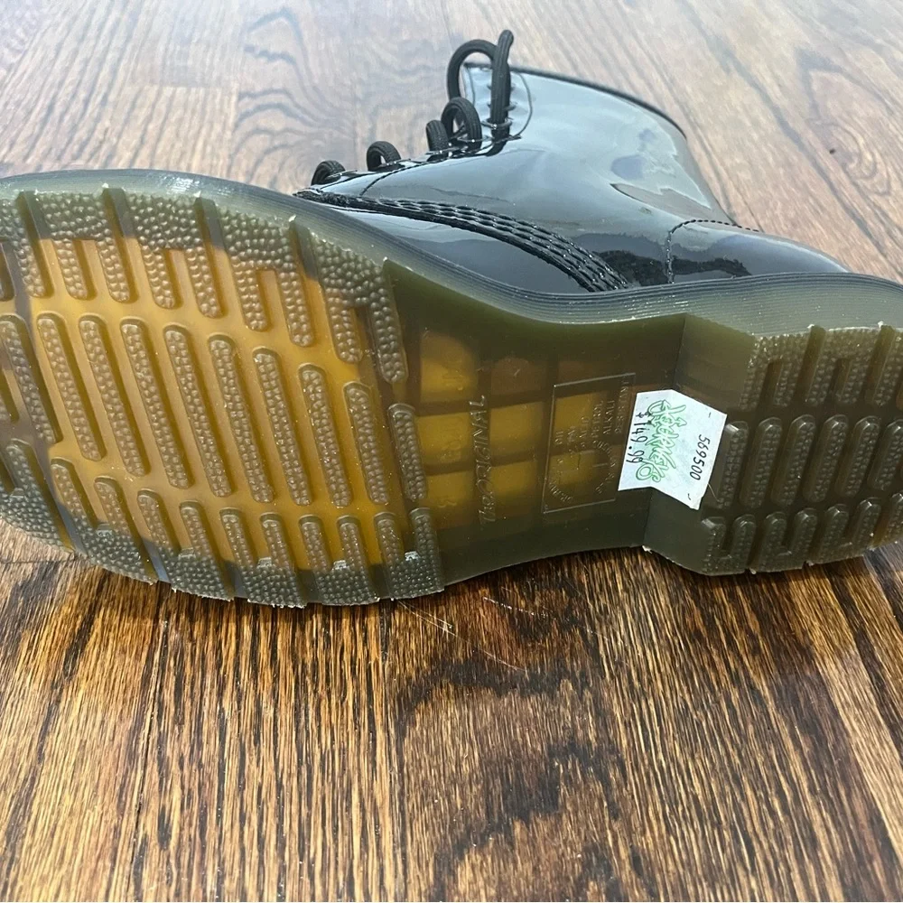 Dr. Martens - Picture 6 of 7